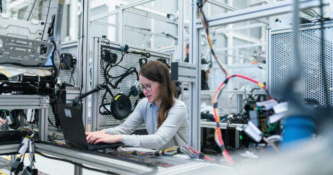 Les fabricants de machines spéciales : une qualité irréprochable pour des lignes d'assemblage automatisées