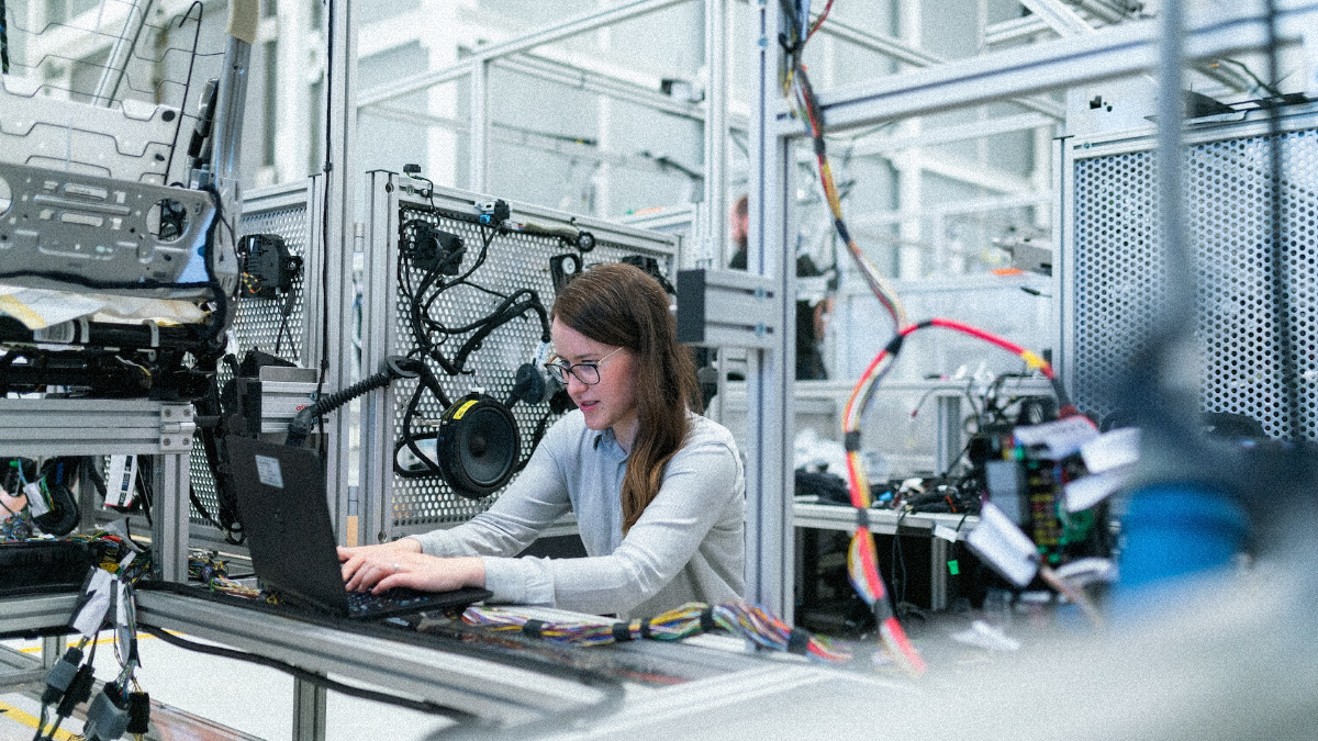 Les fabricants de machines spéciales : une qualité irréprochable pour des lignes d'assemblage automatisées